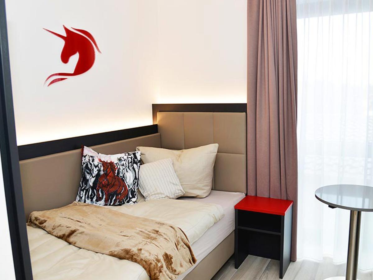 Hotel Rotes Einhorn **** Düren - Eifel Extérieur photo